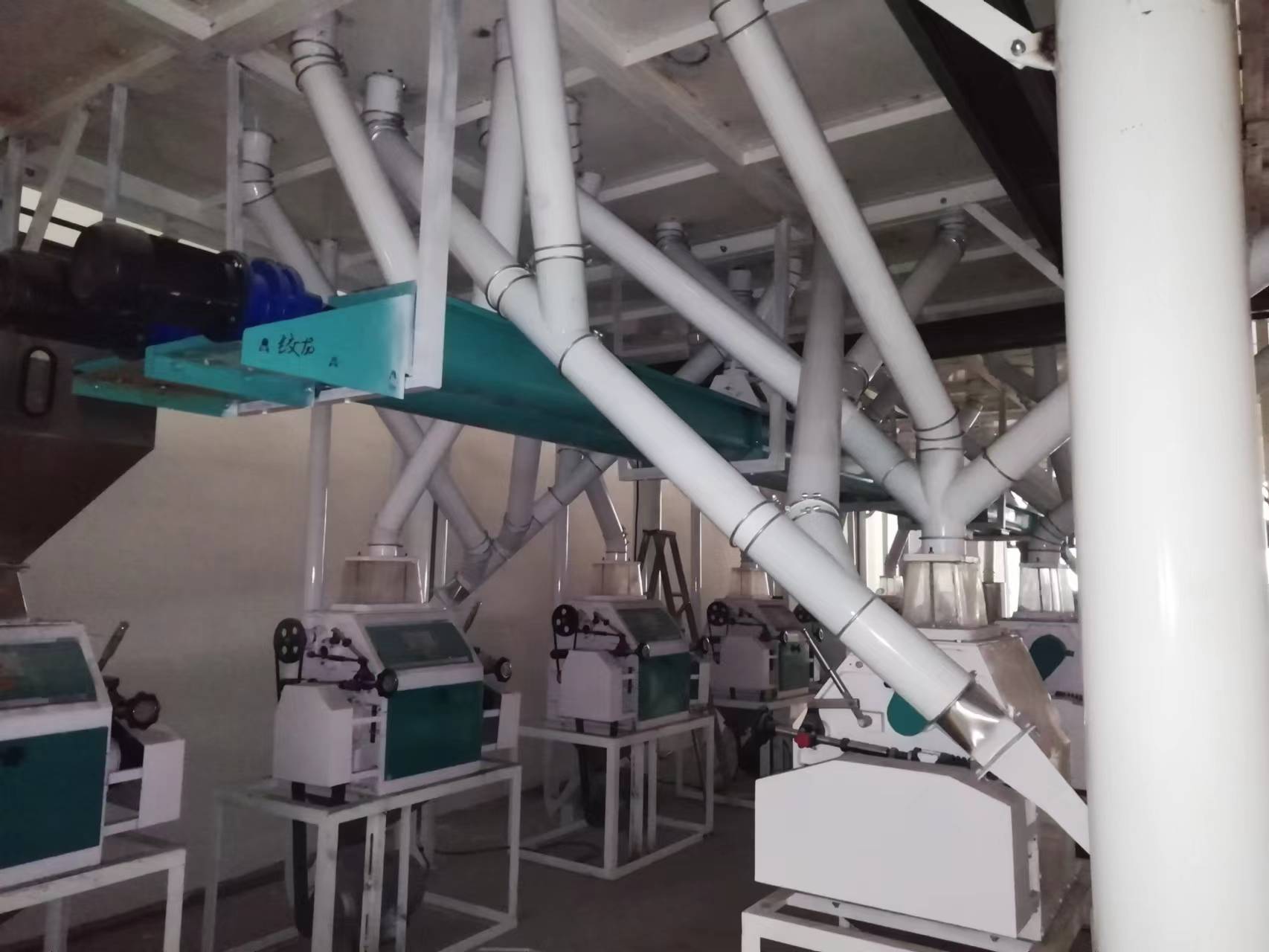 機械磨粉機生產線